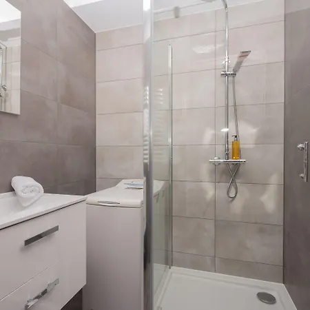 Rentplanet - Mireckiego Appartement Krakau