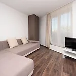 Rentplanet - Mireckiego Appartement Krakau