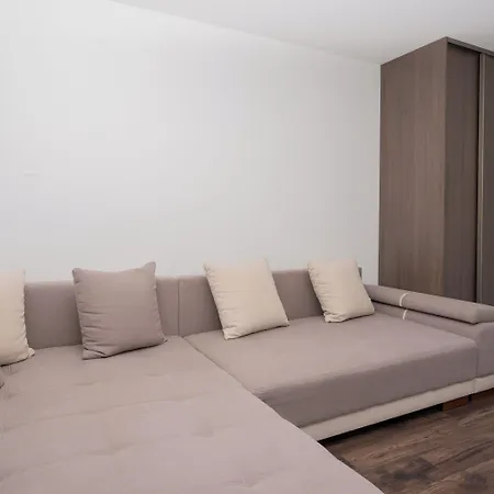 Rentplanet - Mireckiego Apartament *