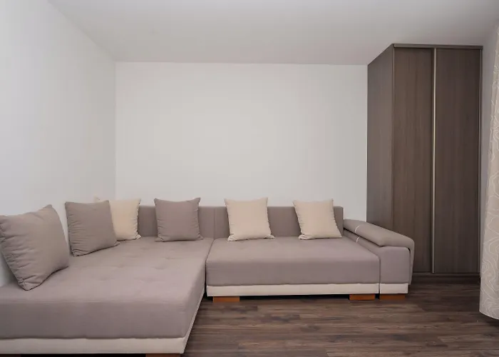 Rentplanet - Mireckiego